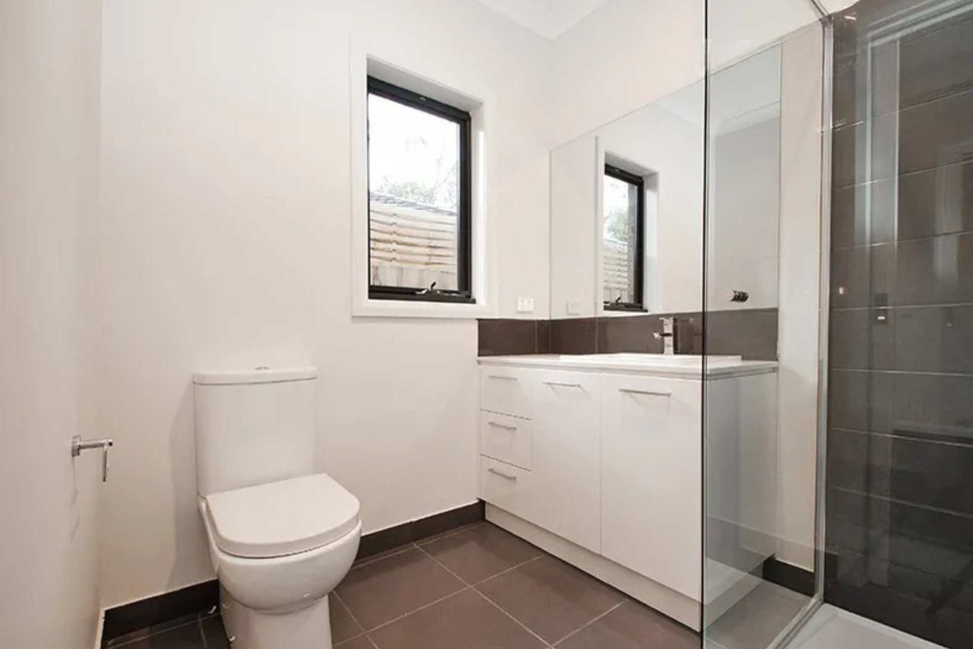 11 Woodview Court, Croydon&nbsp;North image 5