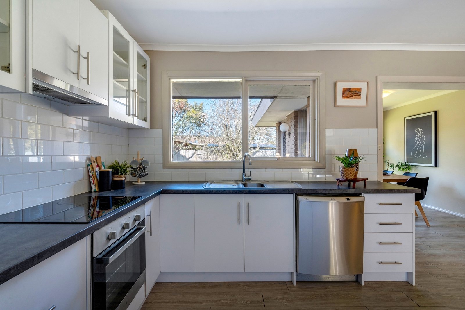 Property Gallery Thumbnail 9