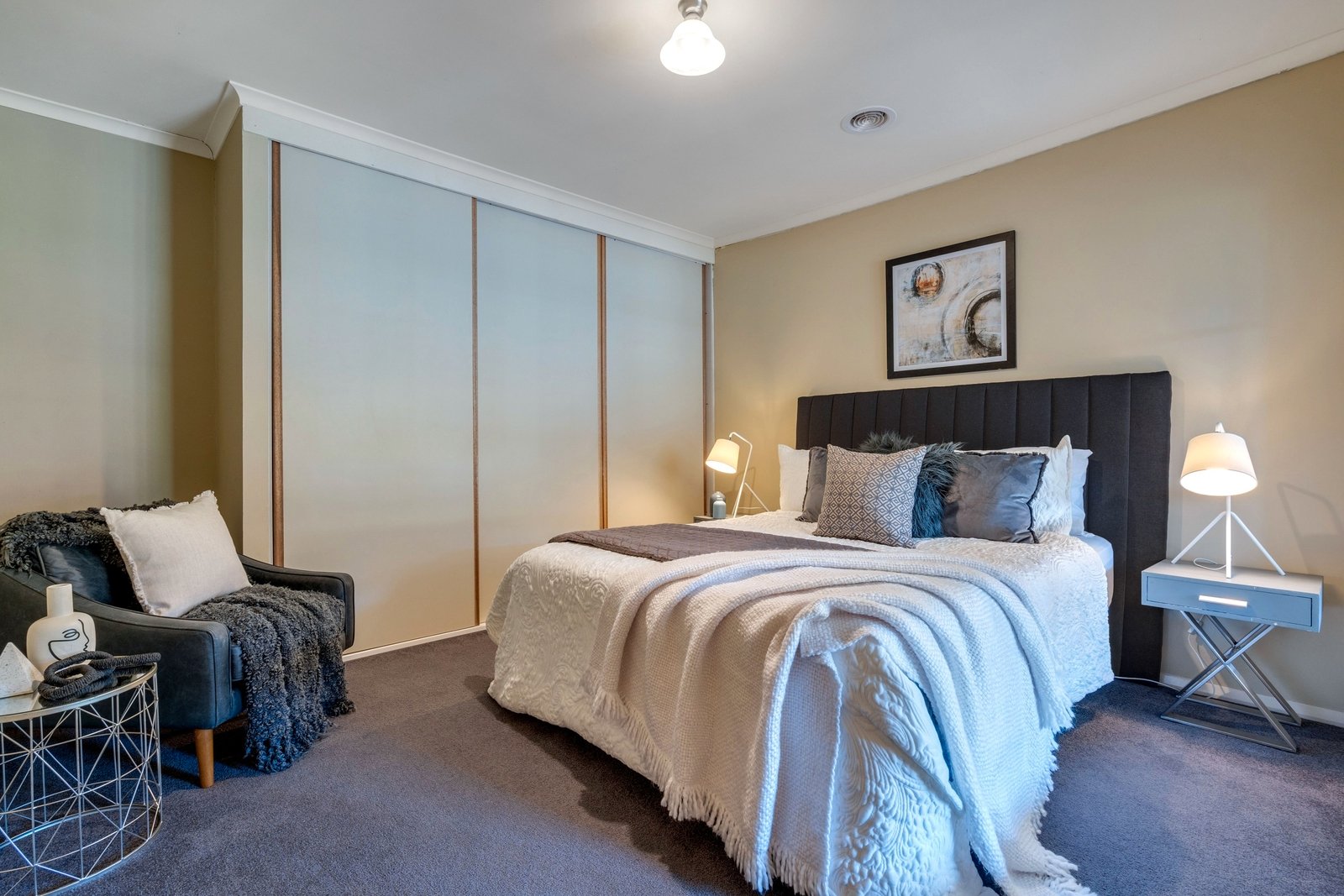 Property Gallery Thumbnail 11