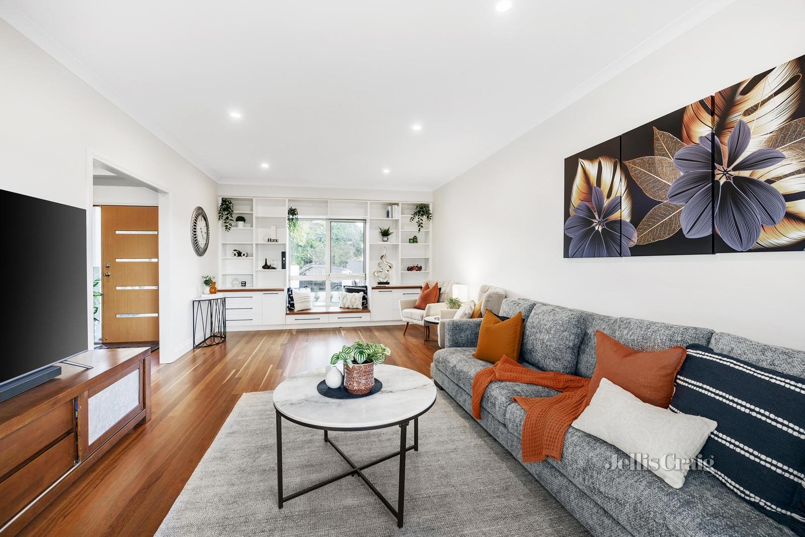 1/1 Woolert Street, Ashwood image 2