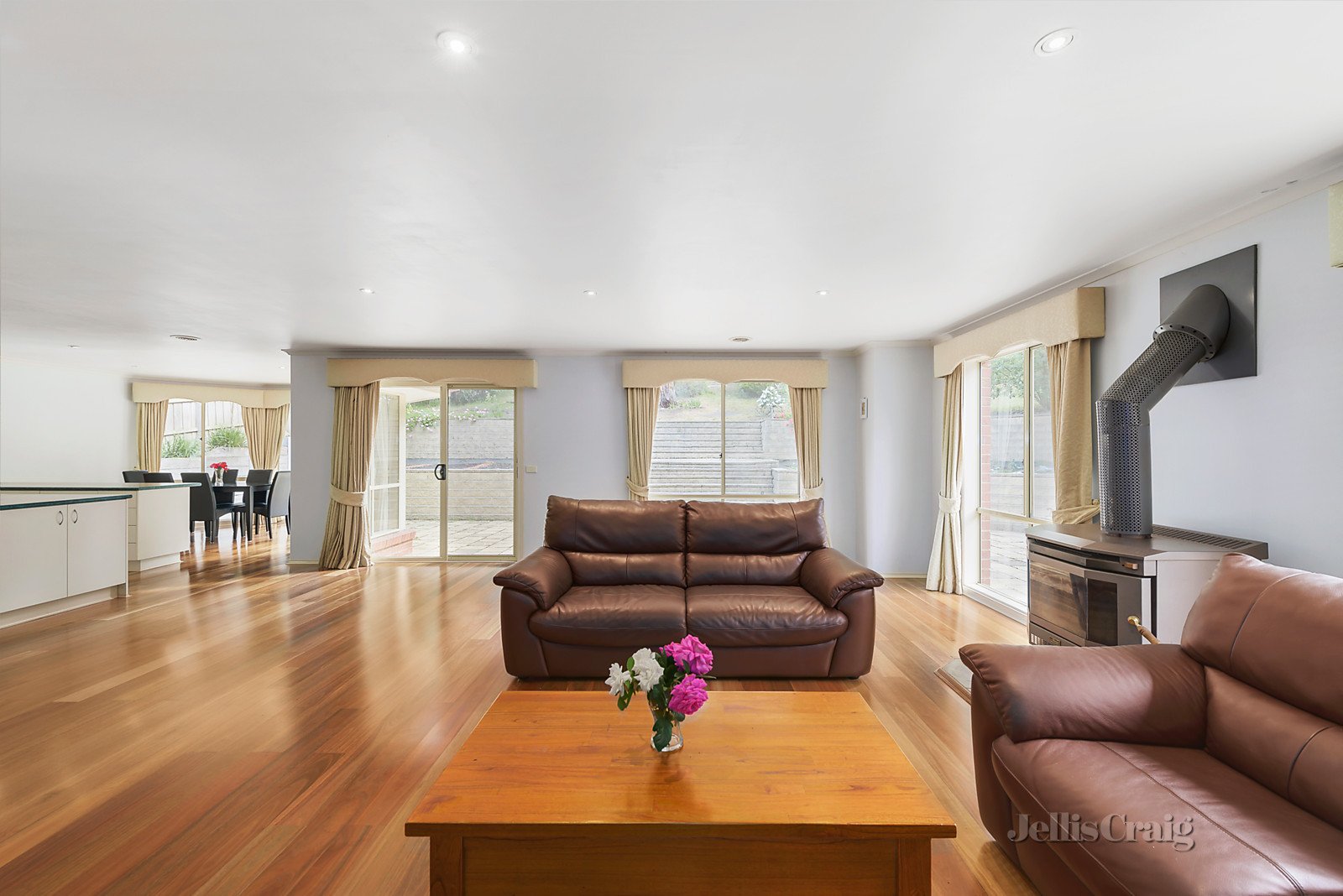 11 Woongarra Court, Eltham image 4