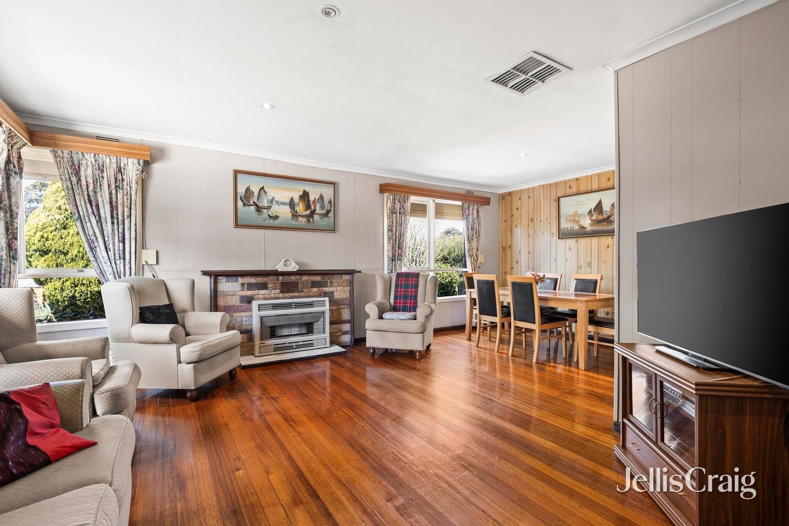 11 Wright Avenue, Donvale image 2
