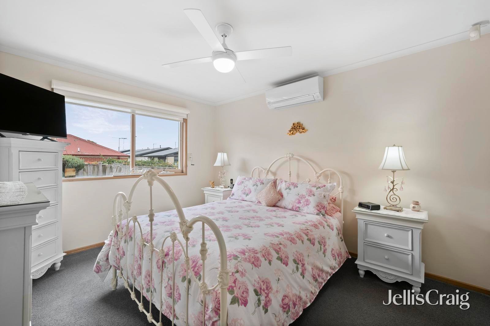 11 Yering Place, Chirnside&nbsp;Park image 9