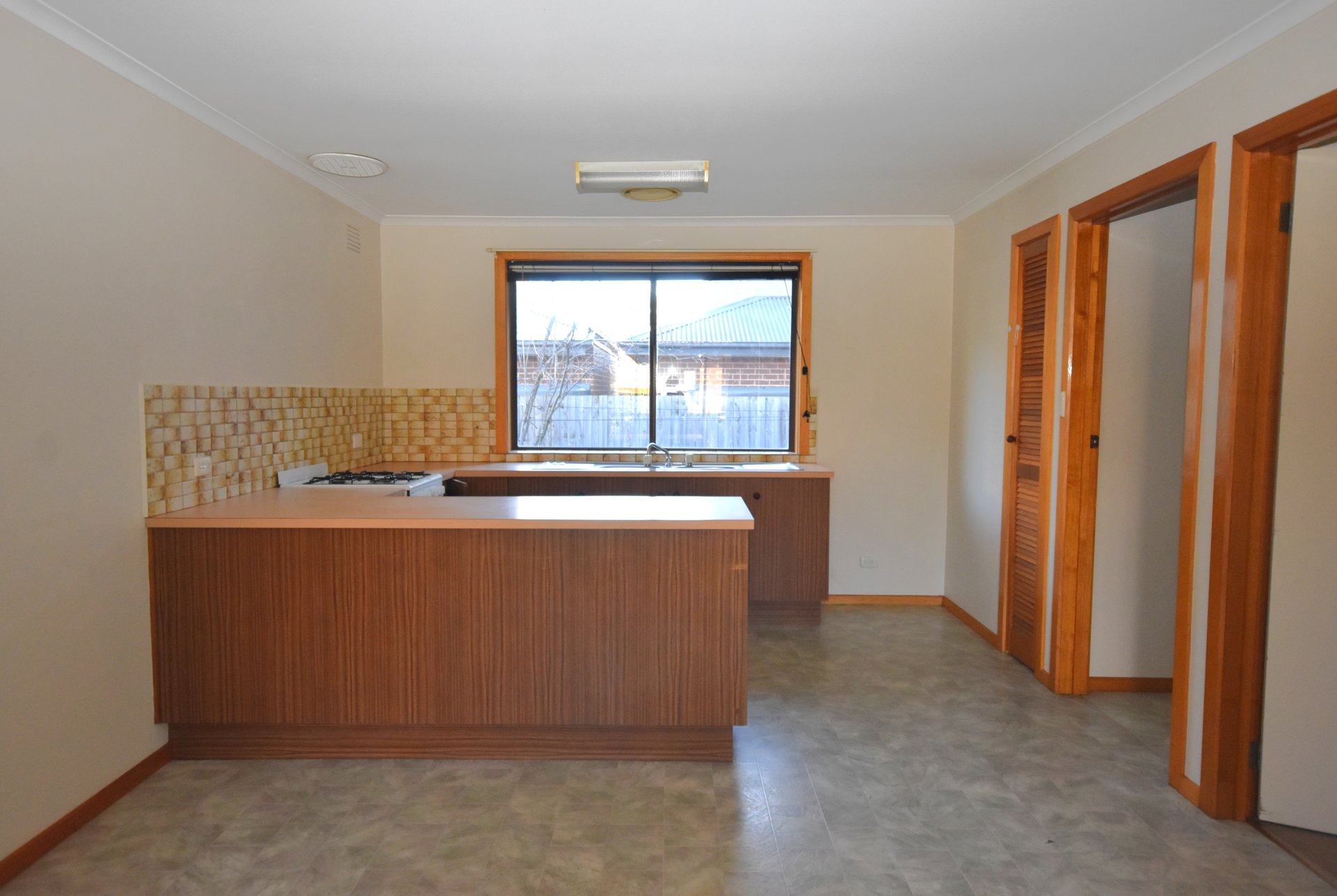 1/10-12 Urana Street, Kilsyth image 3