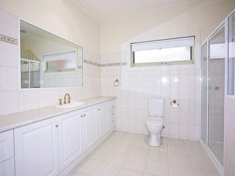 Property Gallery Thumbnail 5