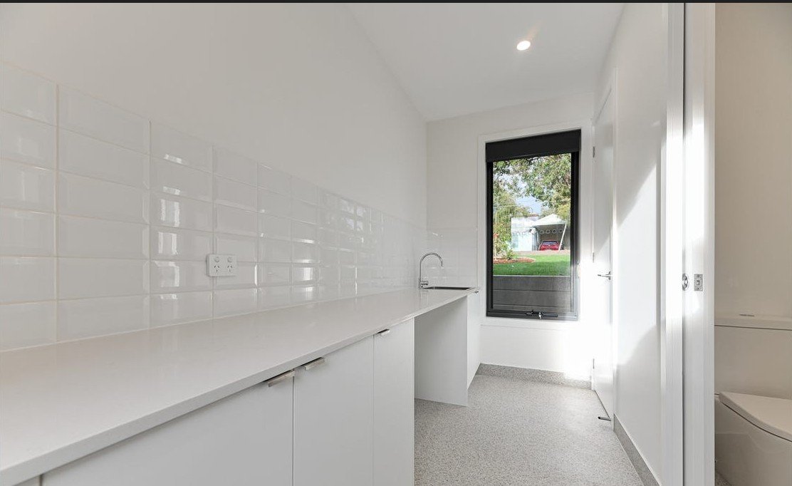 1/10 Beaufort Road, Croydon image 8