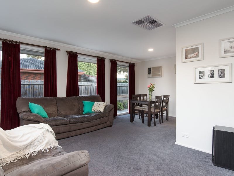 1/10 Belinda Close, Kilsyth image 2