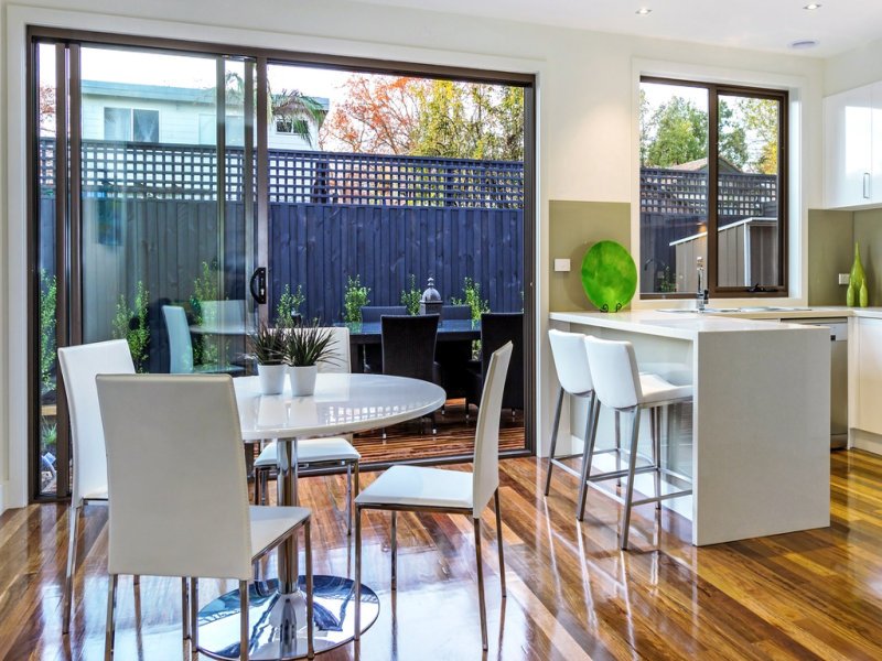 1/10 Camelia Street, Box Hill image 5