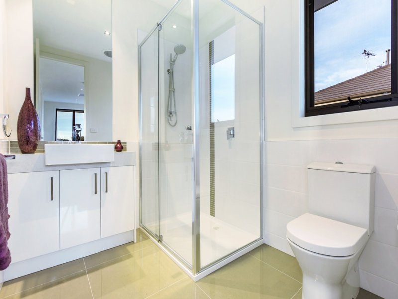 1/10 Camelia Street, Box Hill image 6