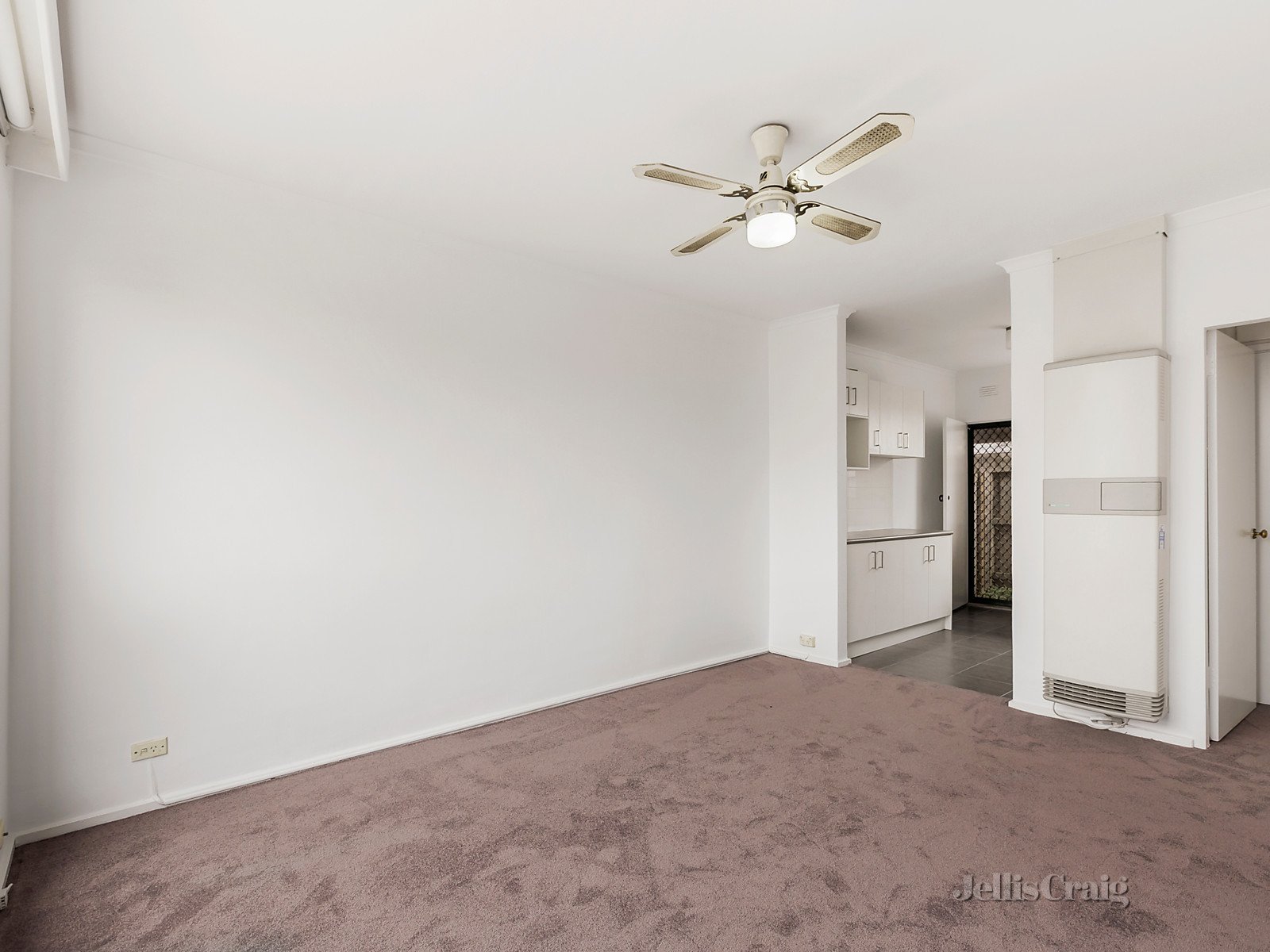 1/10 Cook Street, Brunswick West image 3