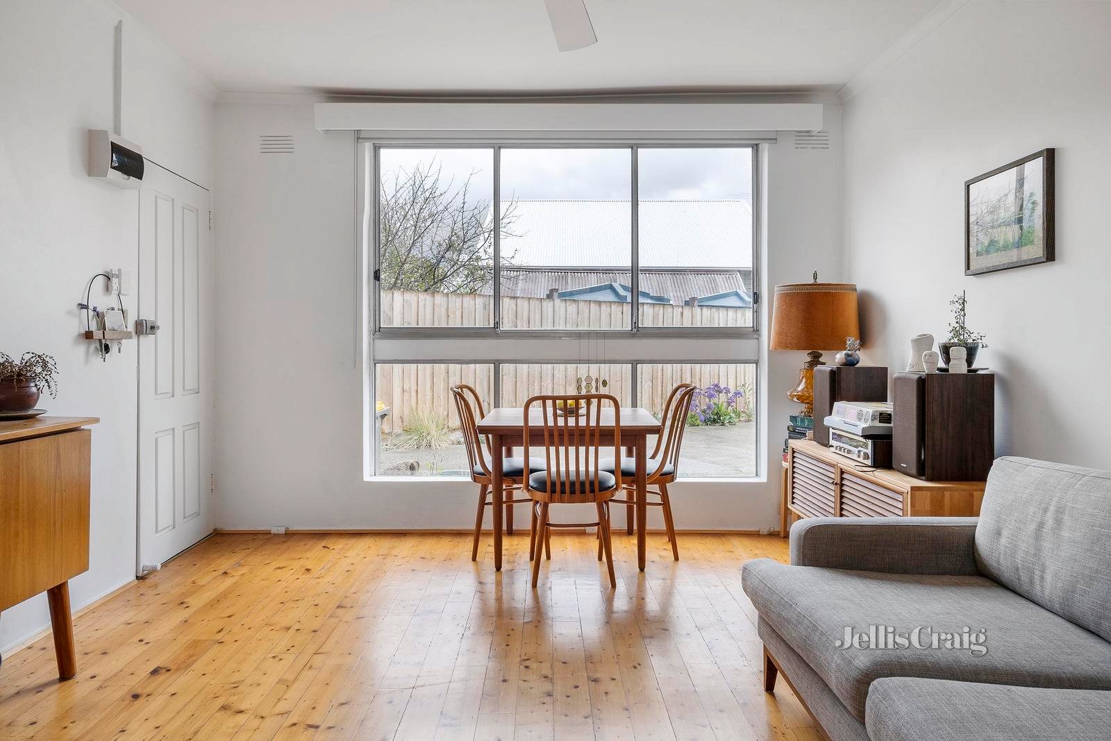 1/10 Cook Street, Brunswick West image 3