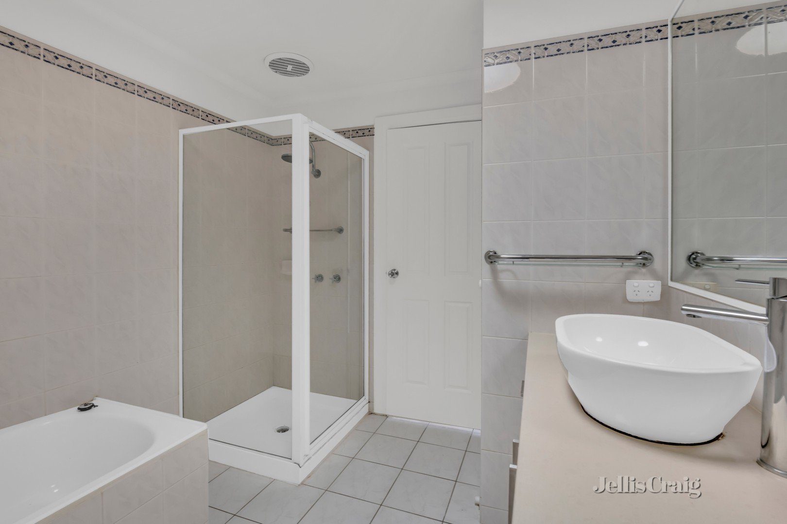 1/10 Cooper Street, Brunswick West image 10