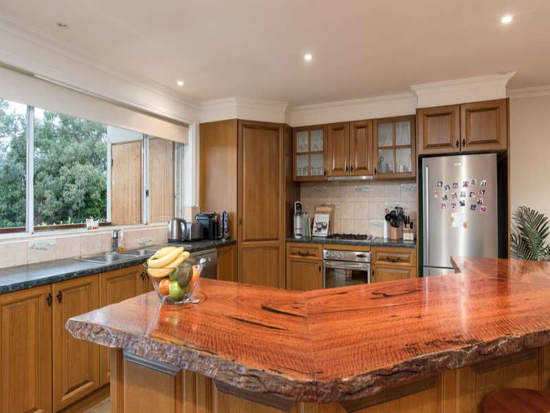 1/10 Daymar Drive, Mooroolbark image 4