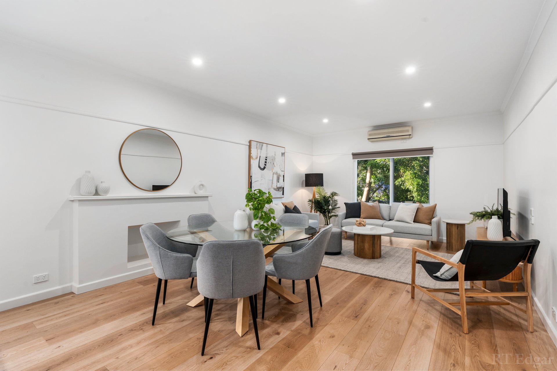 Property Gallery Thumbnail 3