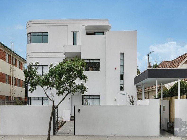 1/10 Ellesmere Road, Windsor image 1