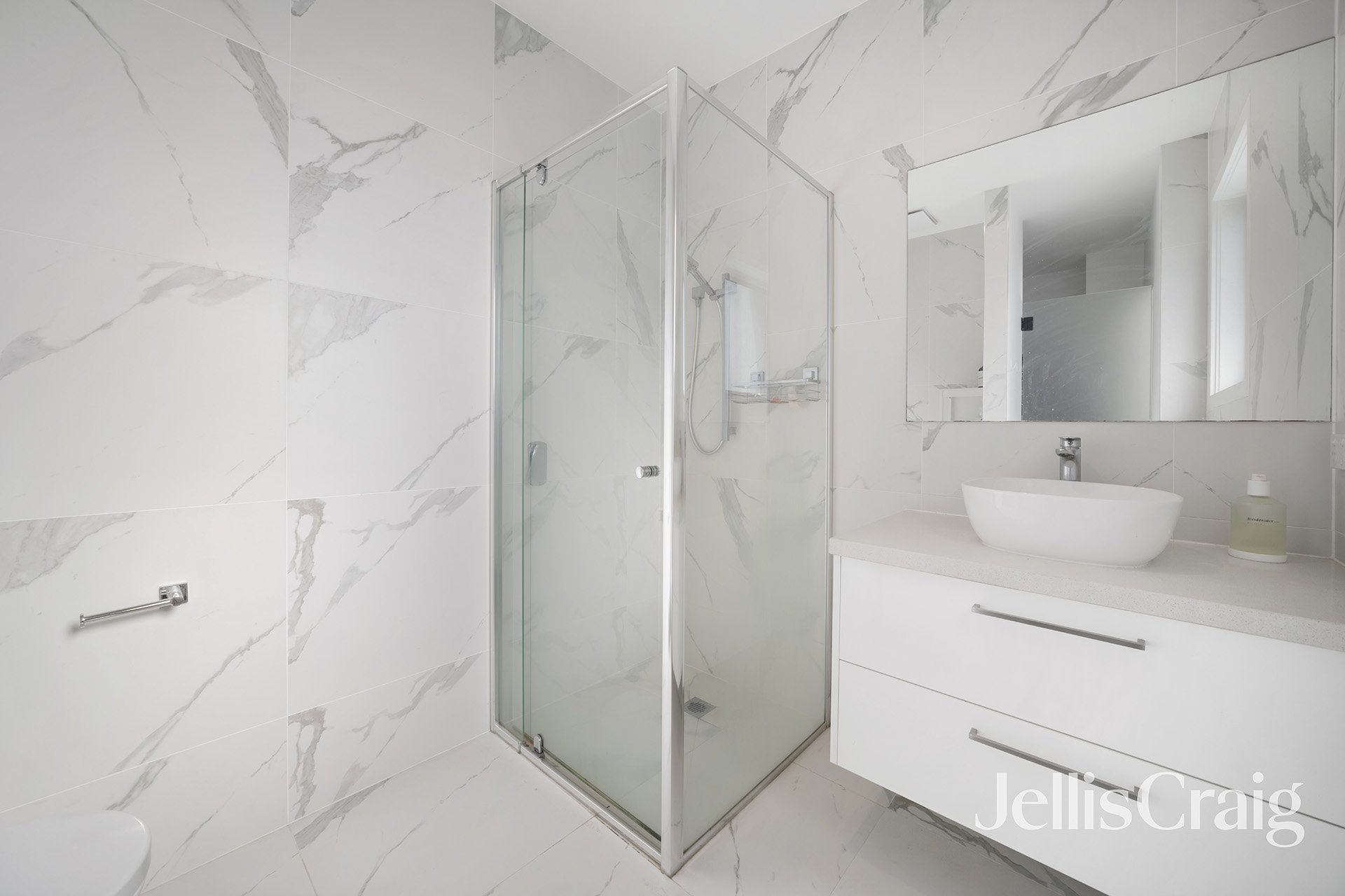 1/10 Embankment Grove, Chelsea image 6