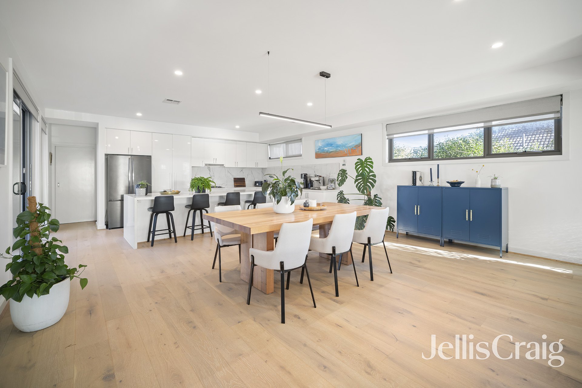 1/10 Embankment Grove, Chelsea image 3