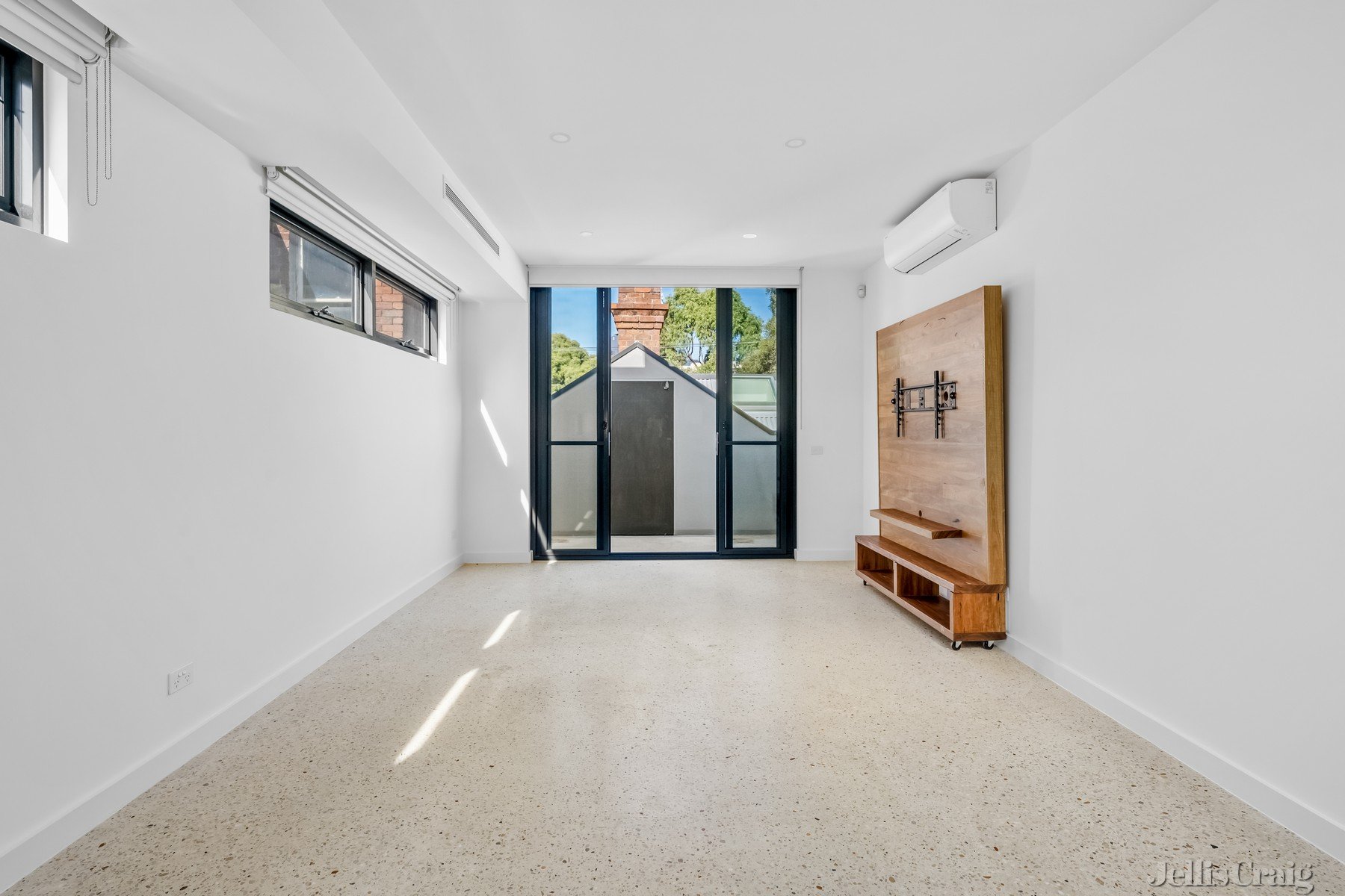 110 Faraday Street, Carlton image 3