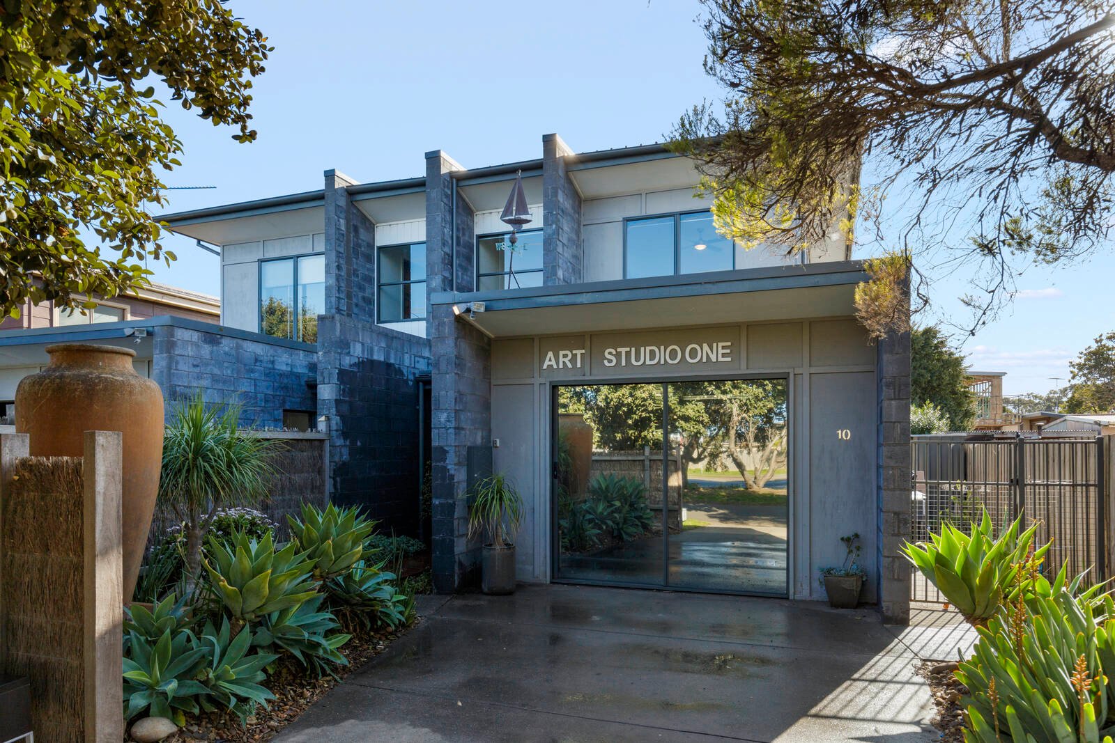 Property Gallery - Main Image