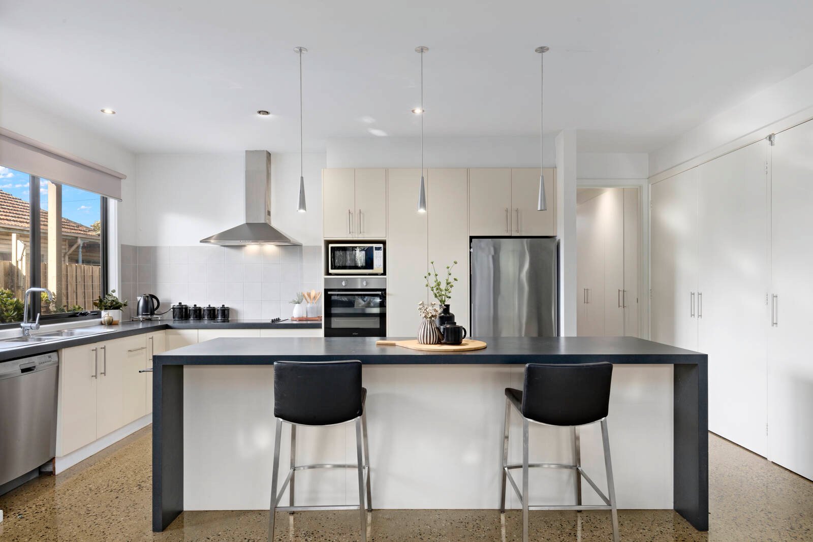Property Gallery Thumbnail 5