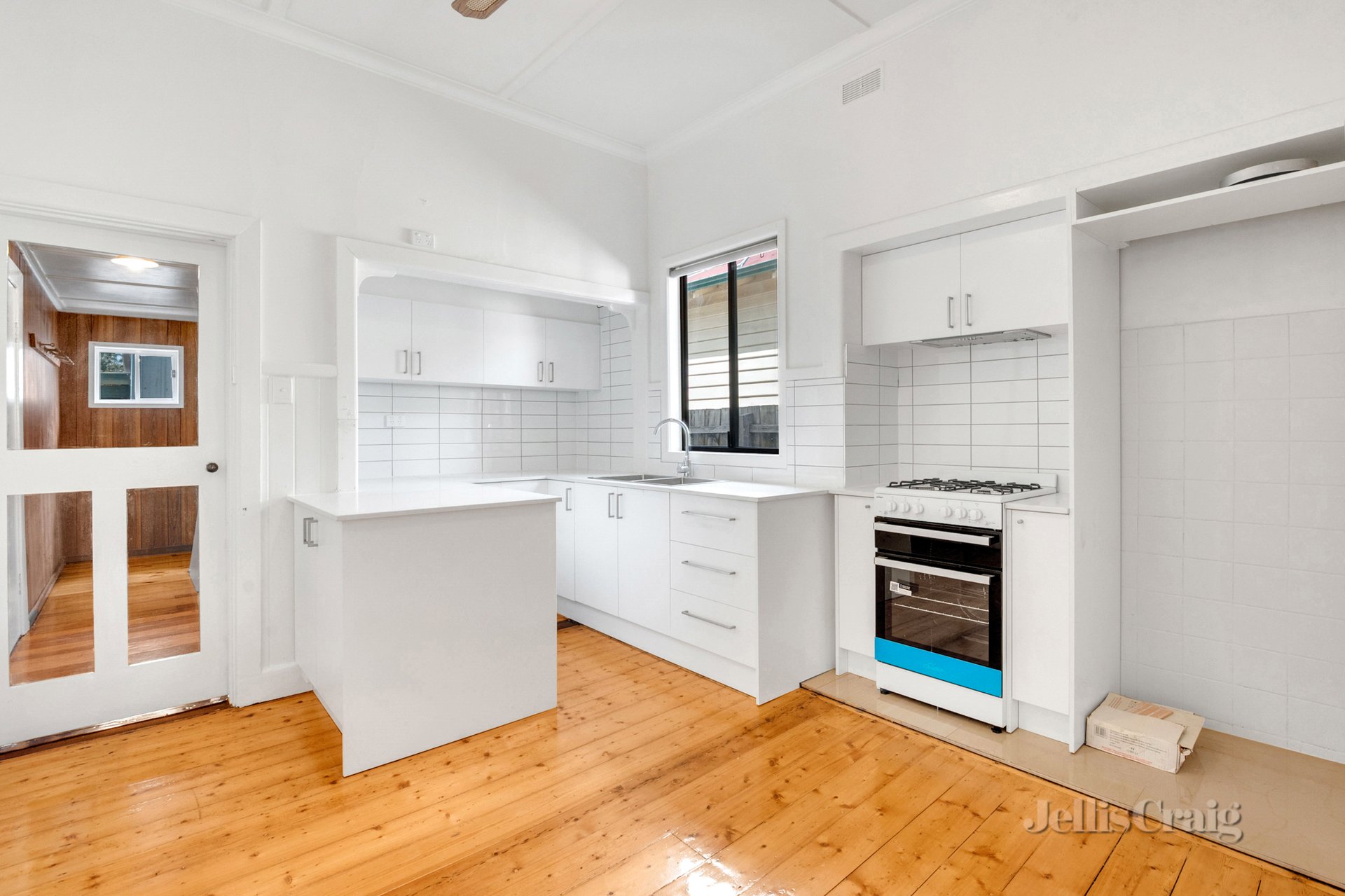 110 Gordon Street, Coburg image 4