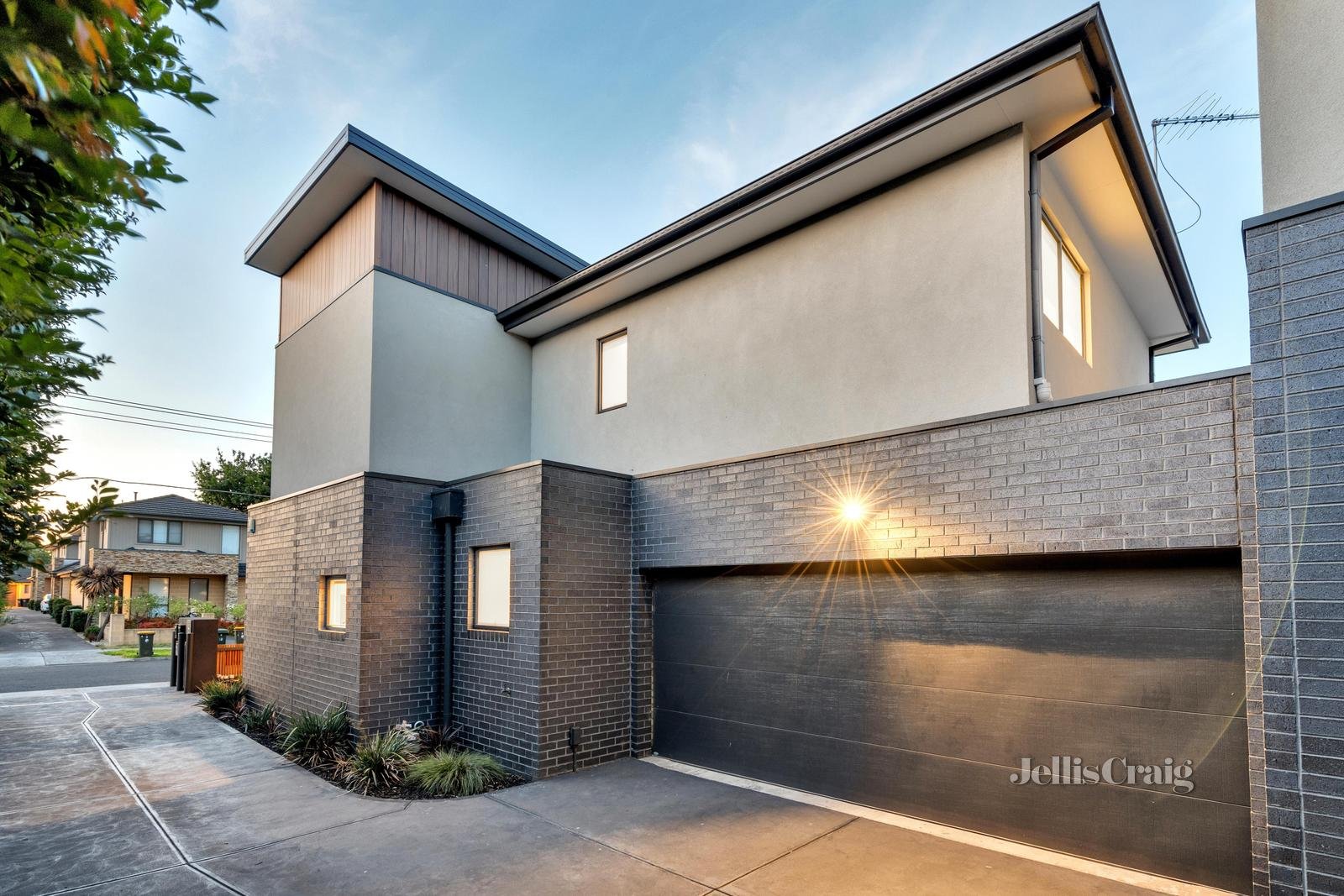 1/10 Gregory Street, Oak Park image 6