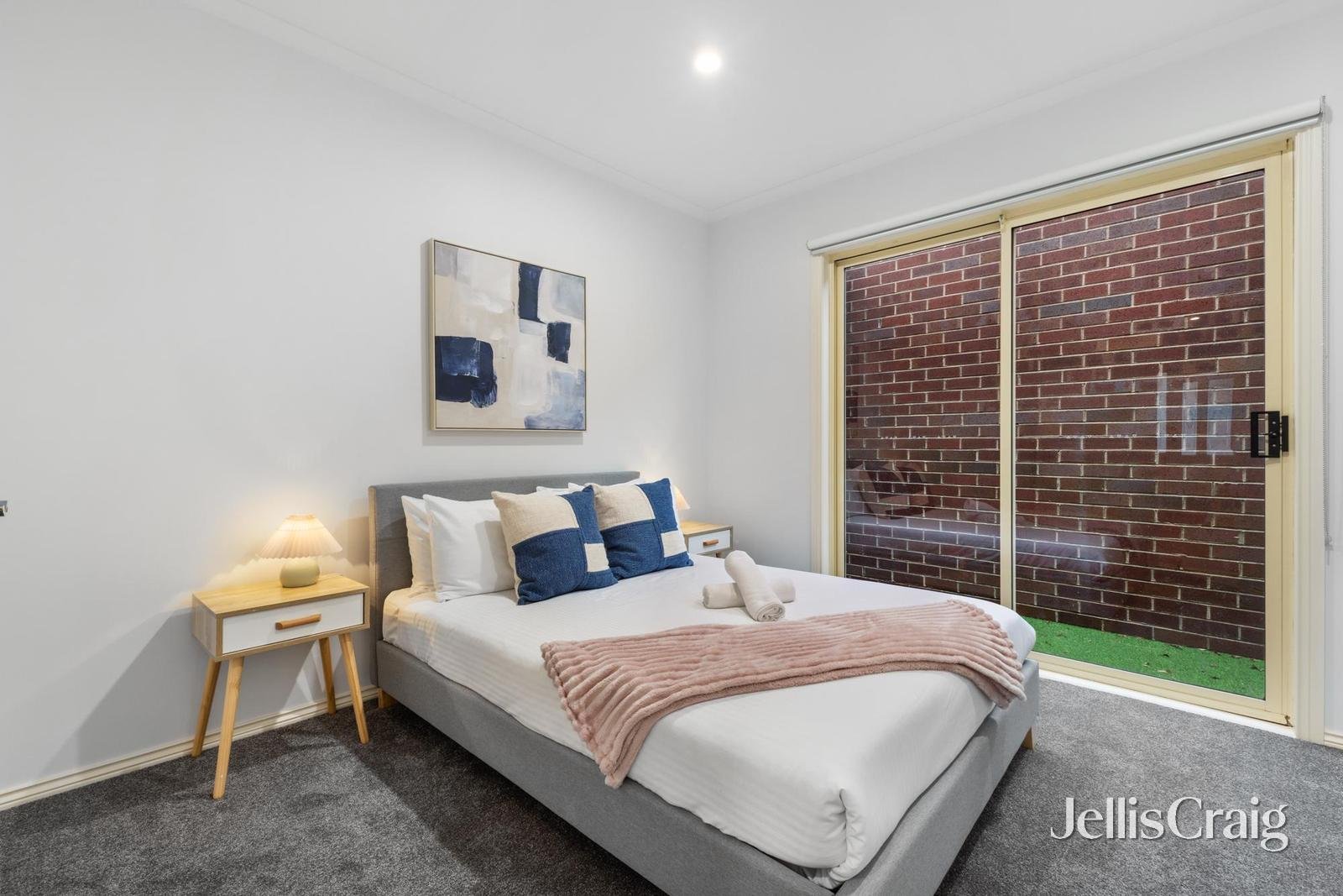 1/10 Hammence Street, Glen Waverley image 8