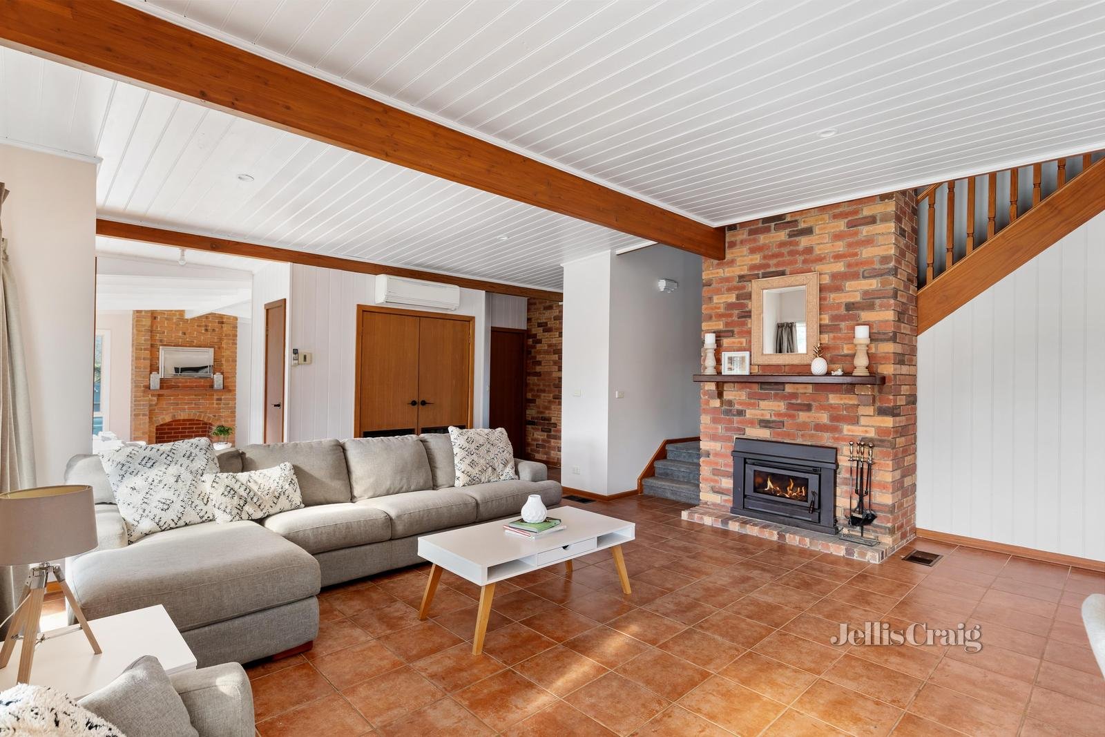 110 Heather Avenue, Hurstbridge image 5