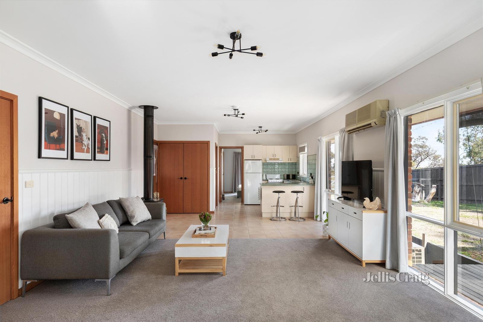 110 Heather Avenue, Hurstbridge image 14