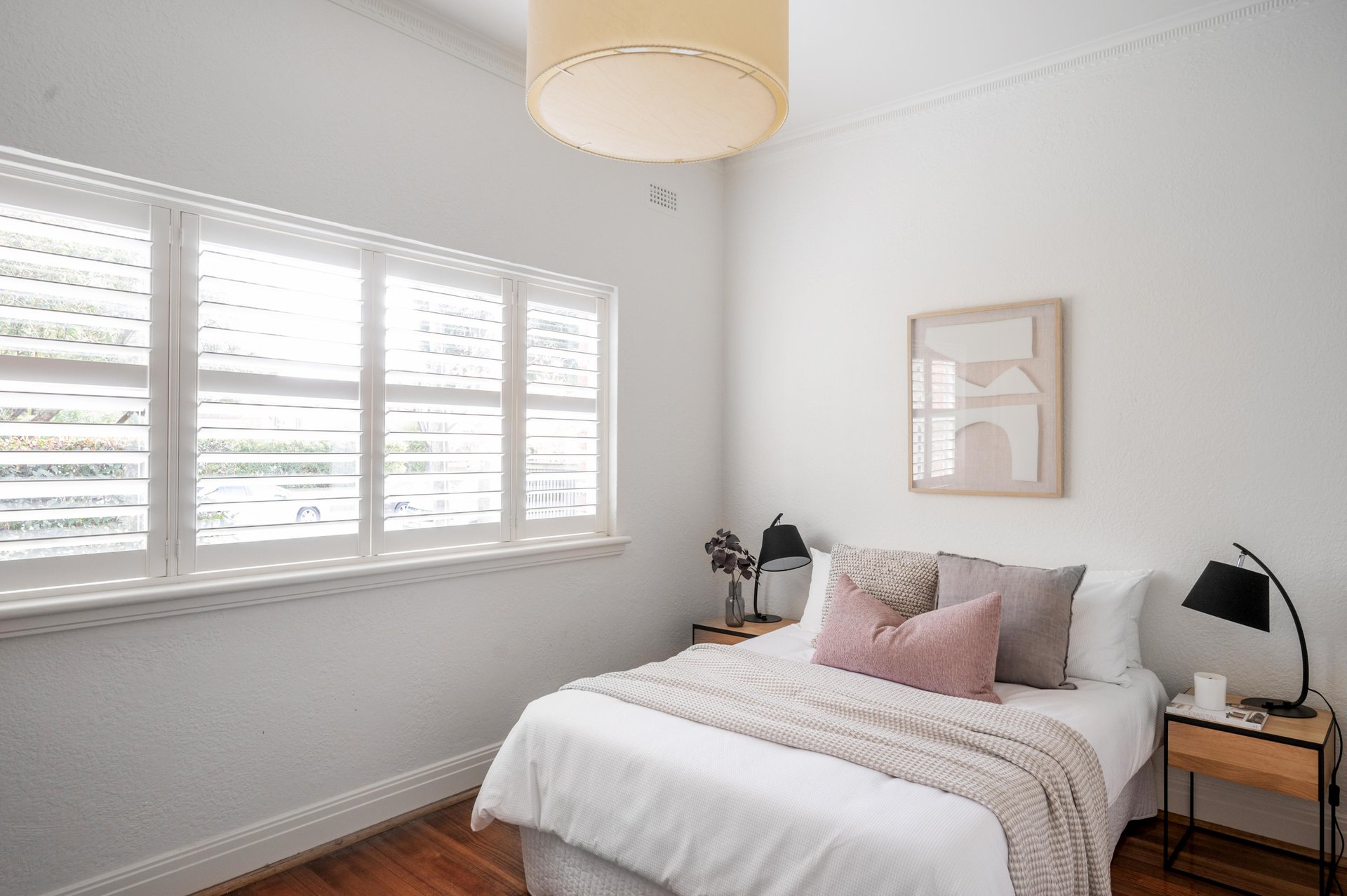 1 / 10 Irving Avenue PRAHRAN