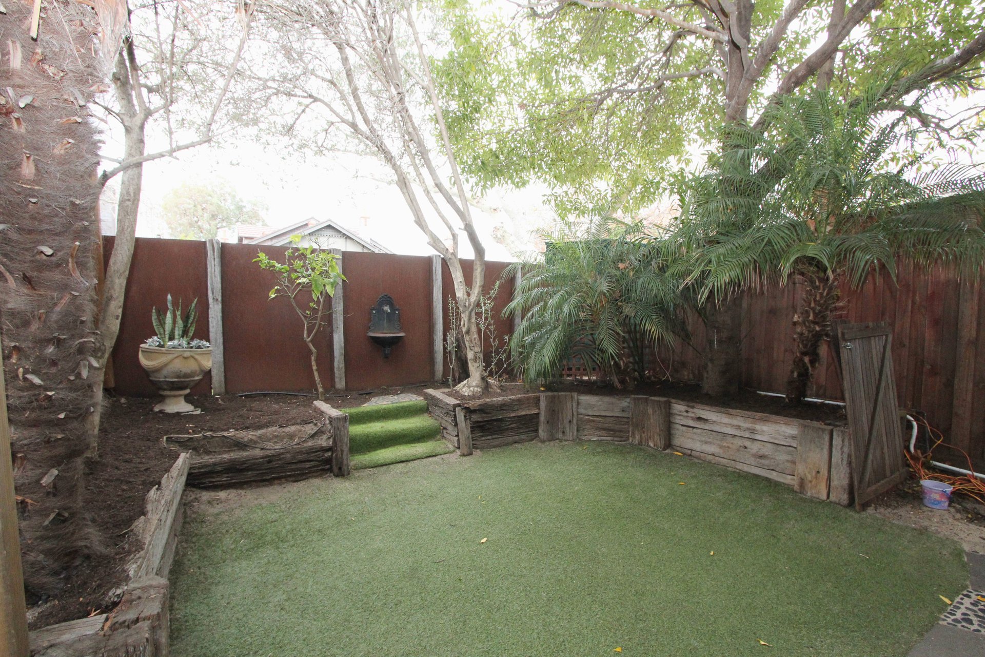 Property Gallery Thumbnail 9