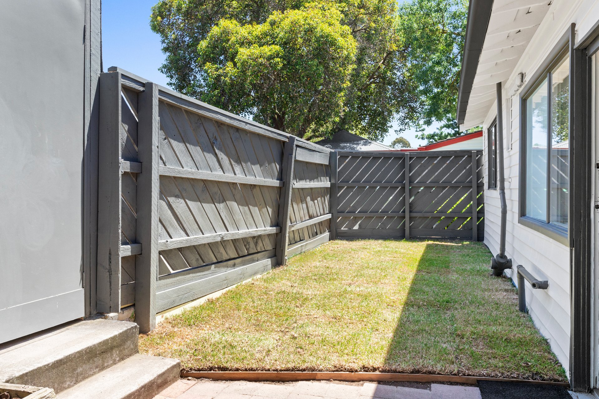 1/10 Lusher Road, Croydon image 8