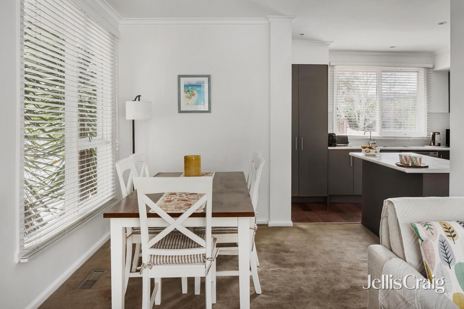 1/10 Millicent Avenue, Bulleen image 3