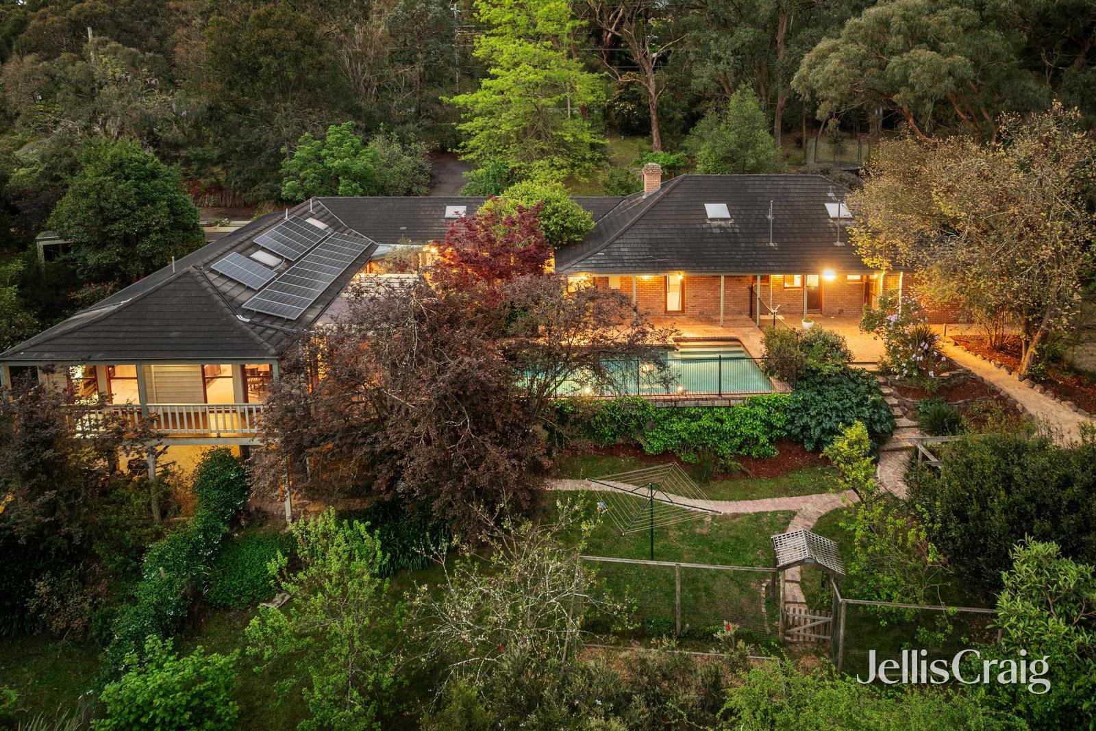 110 Mount Pleasant Road, Eltham image 1