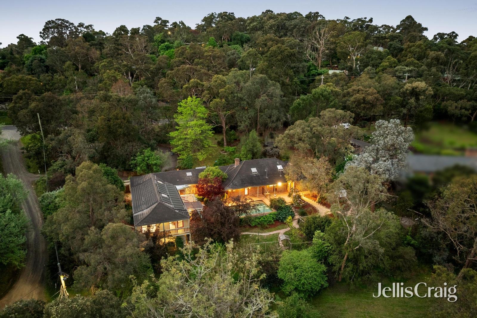 110 Mount Pleasant Road, Eltham image 32