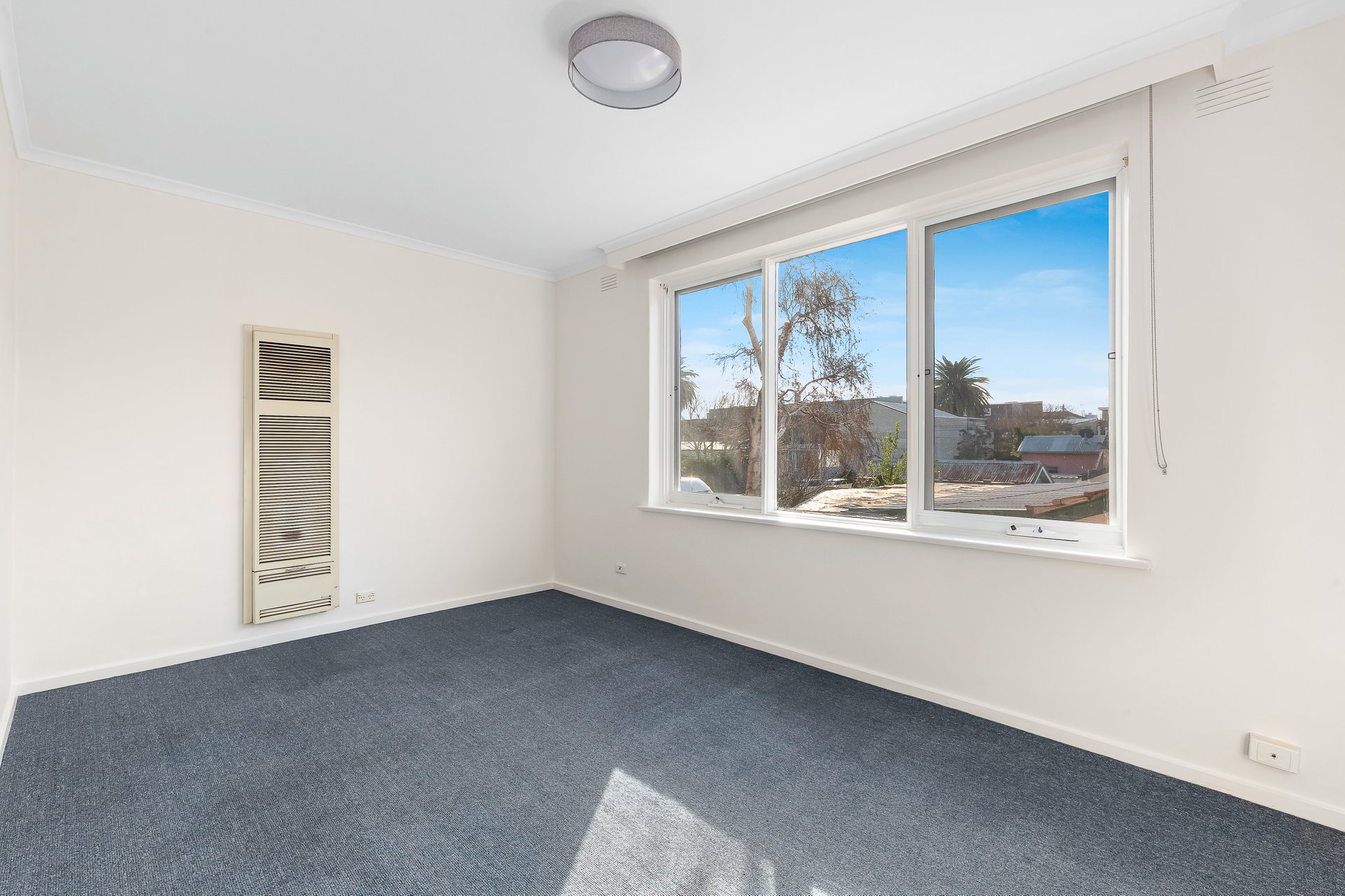 Property Gallery Thumbnail 5