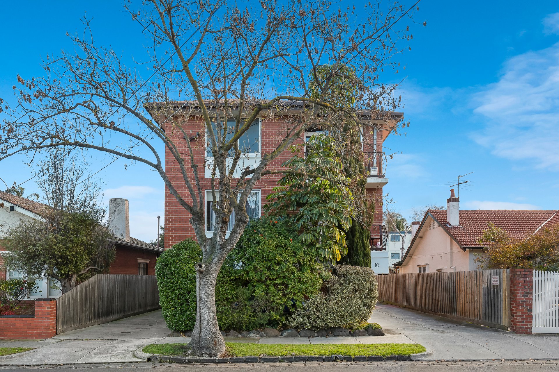 Property Gallery - Main Image