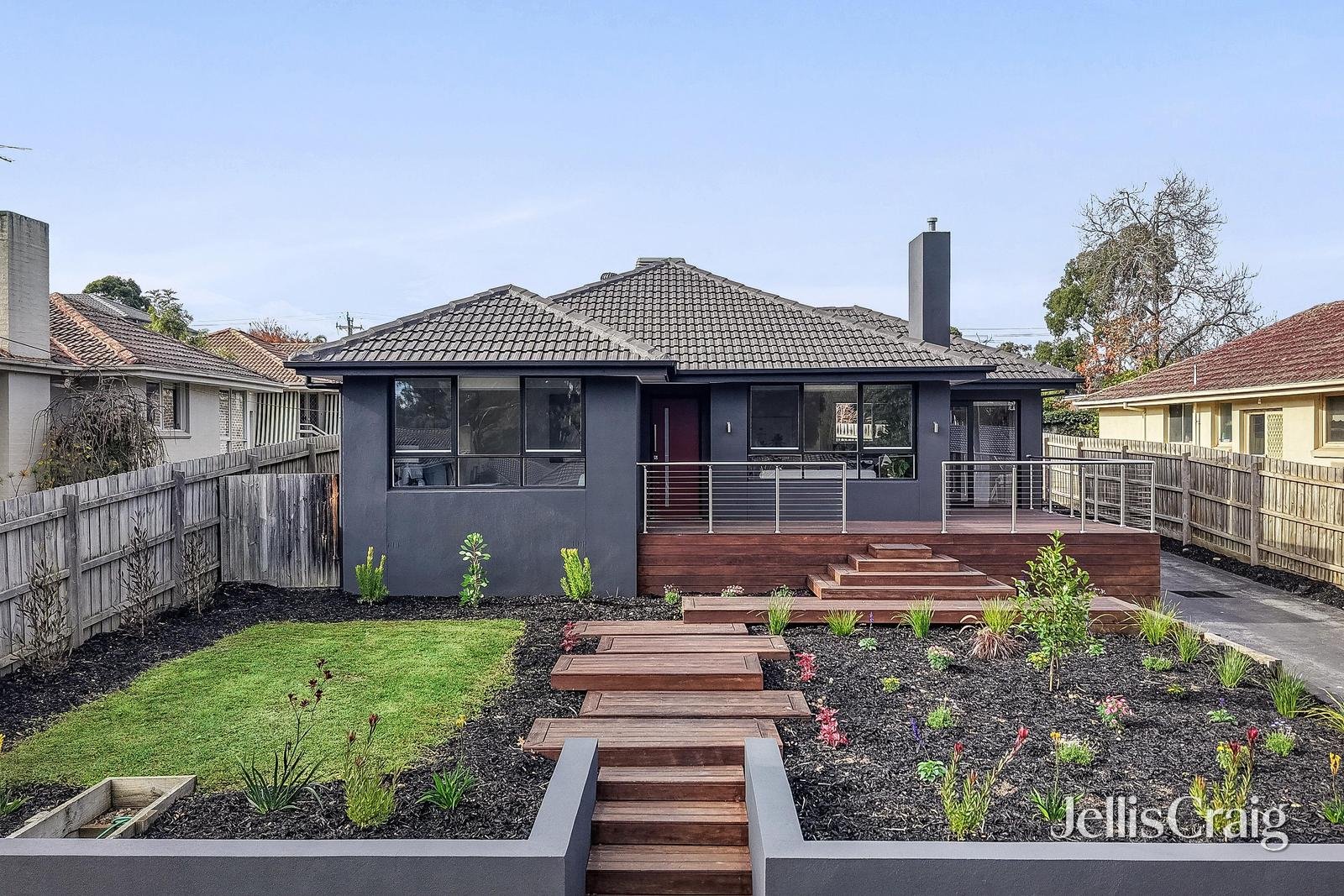 1/10 Paula Crescent, Doncaster&nbsp;East image 1