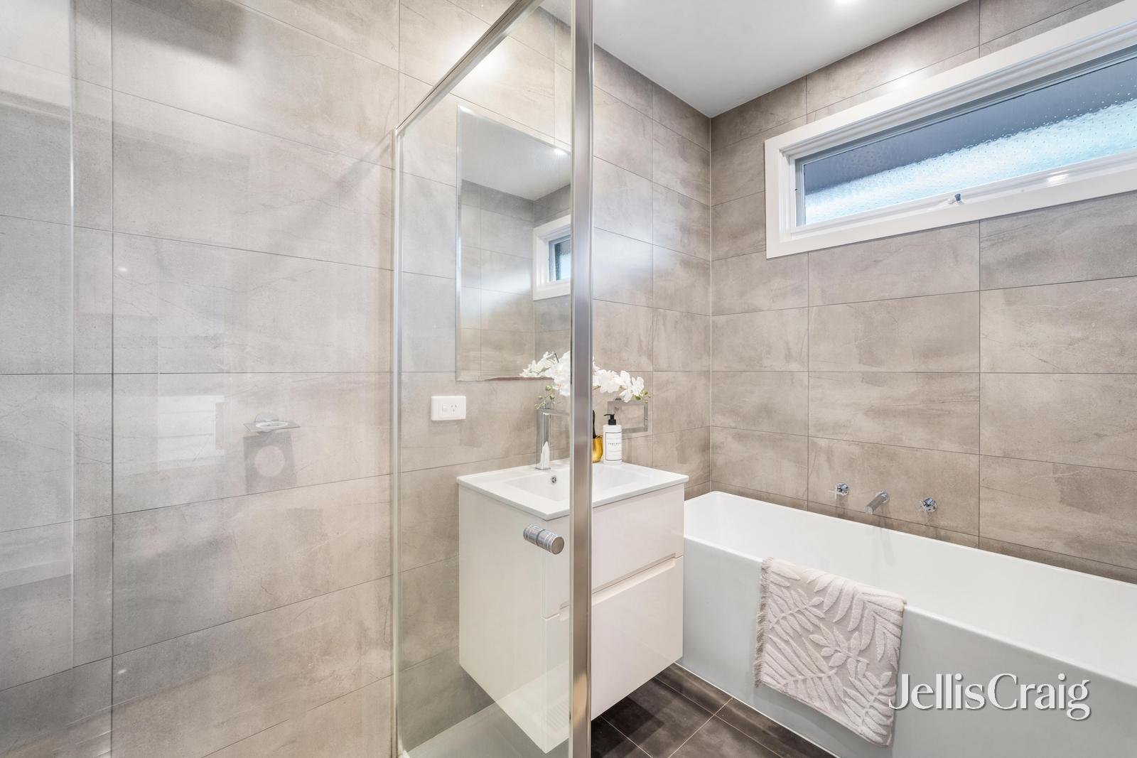 1/10 Paula Crescent, Doncaster&nbsp;East image 10