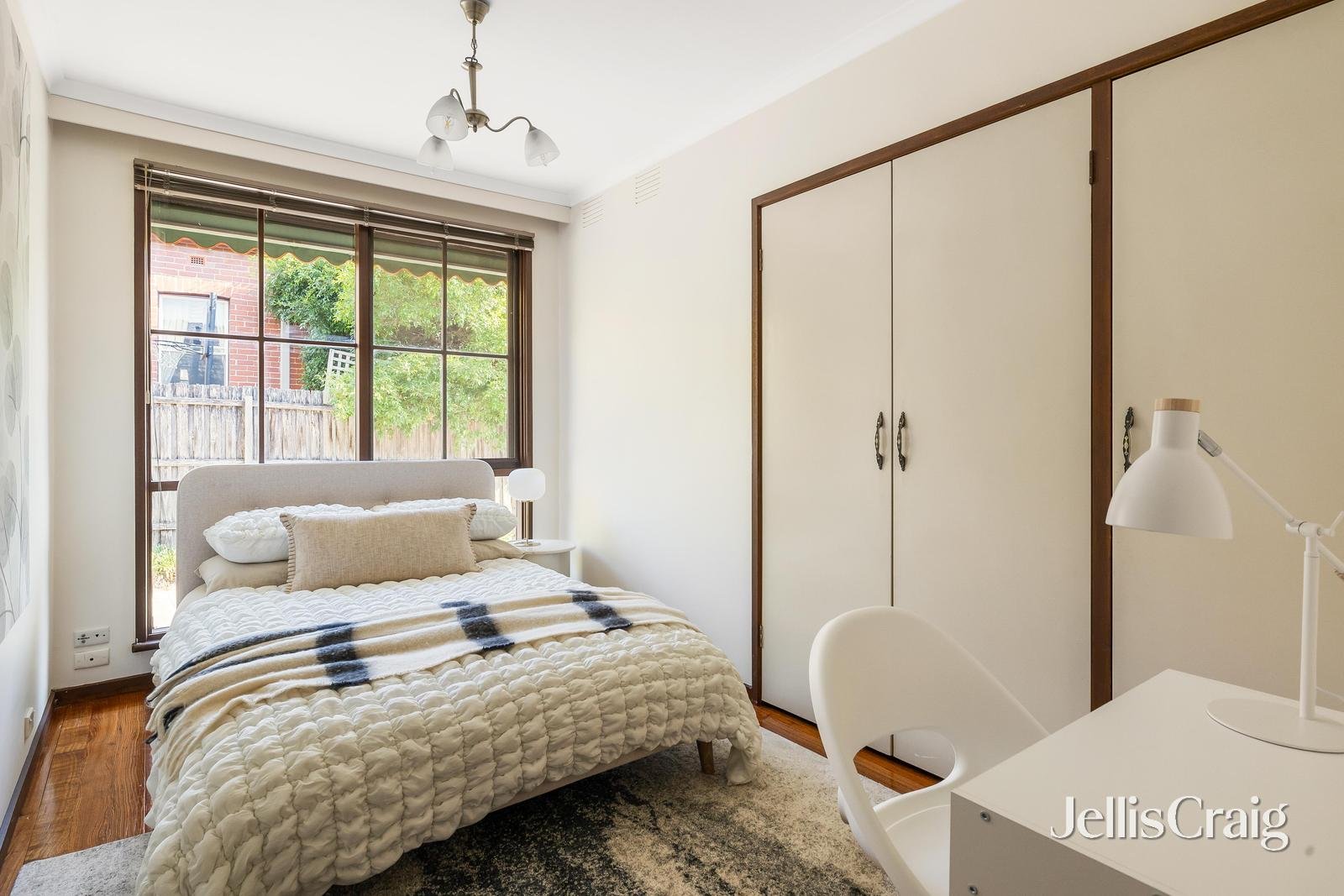 1/10 Seymour Grove, Camberwell image 5