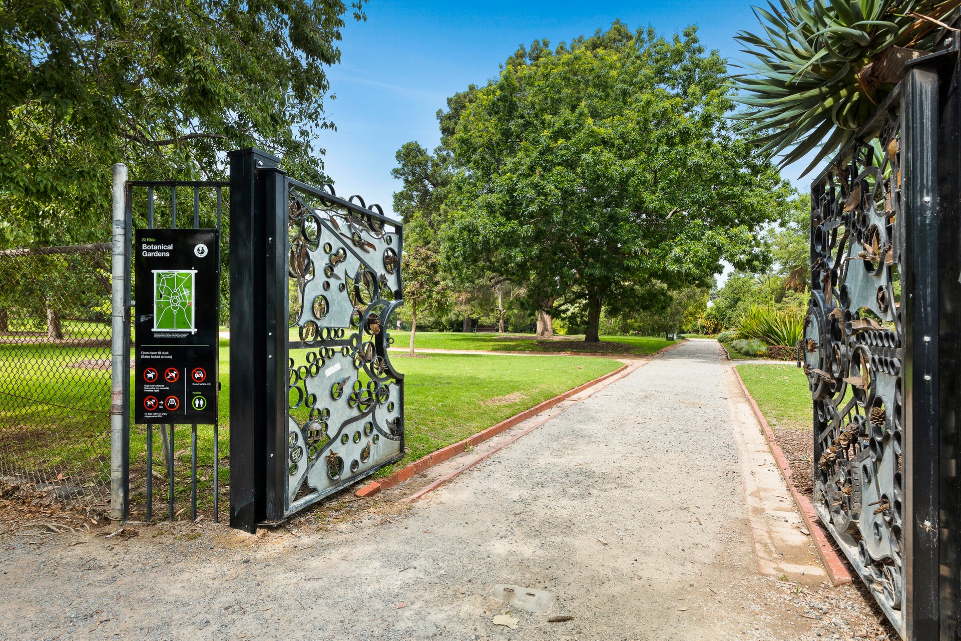 Property Gallery Thumbnail 8