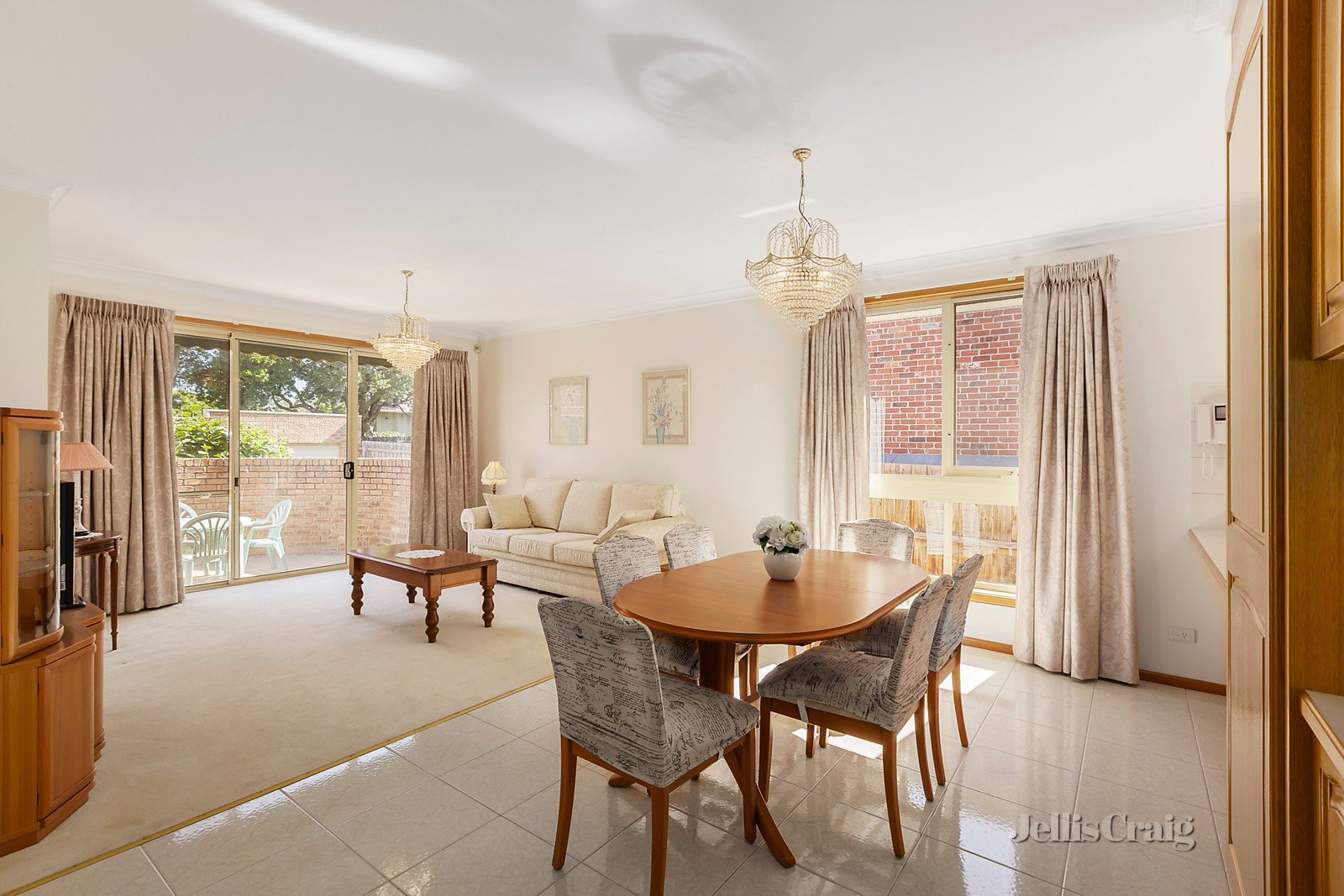 1/10 Wahroongaa Road, Murrumbeena image 3