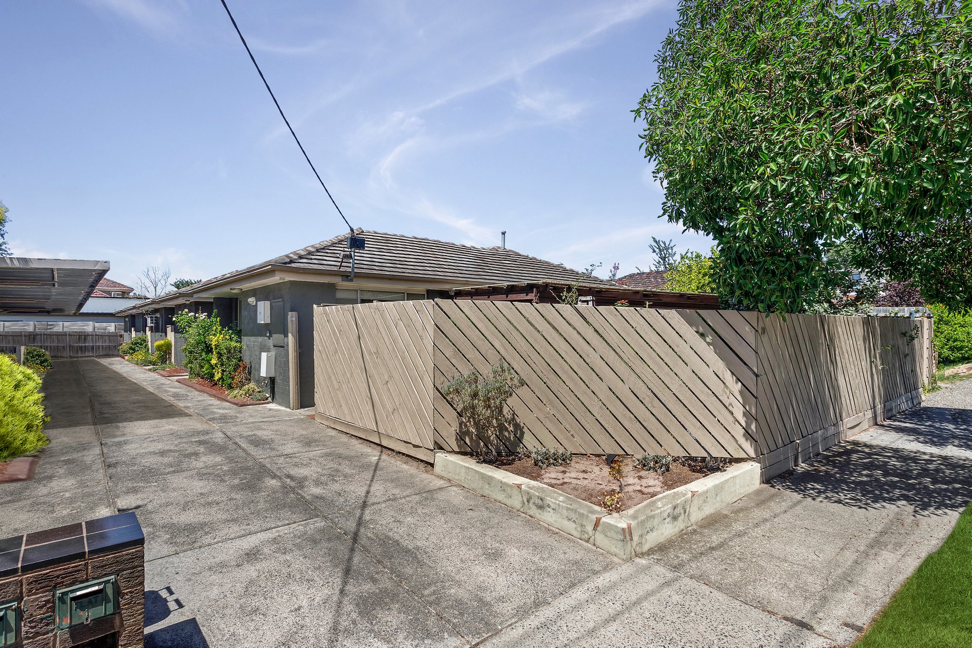 Property Gallery Thumbnail 10