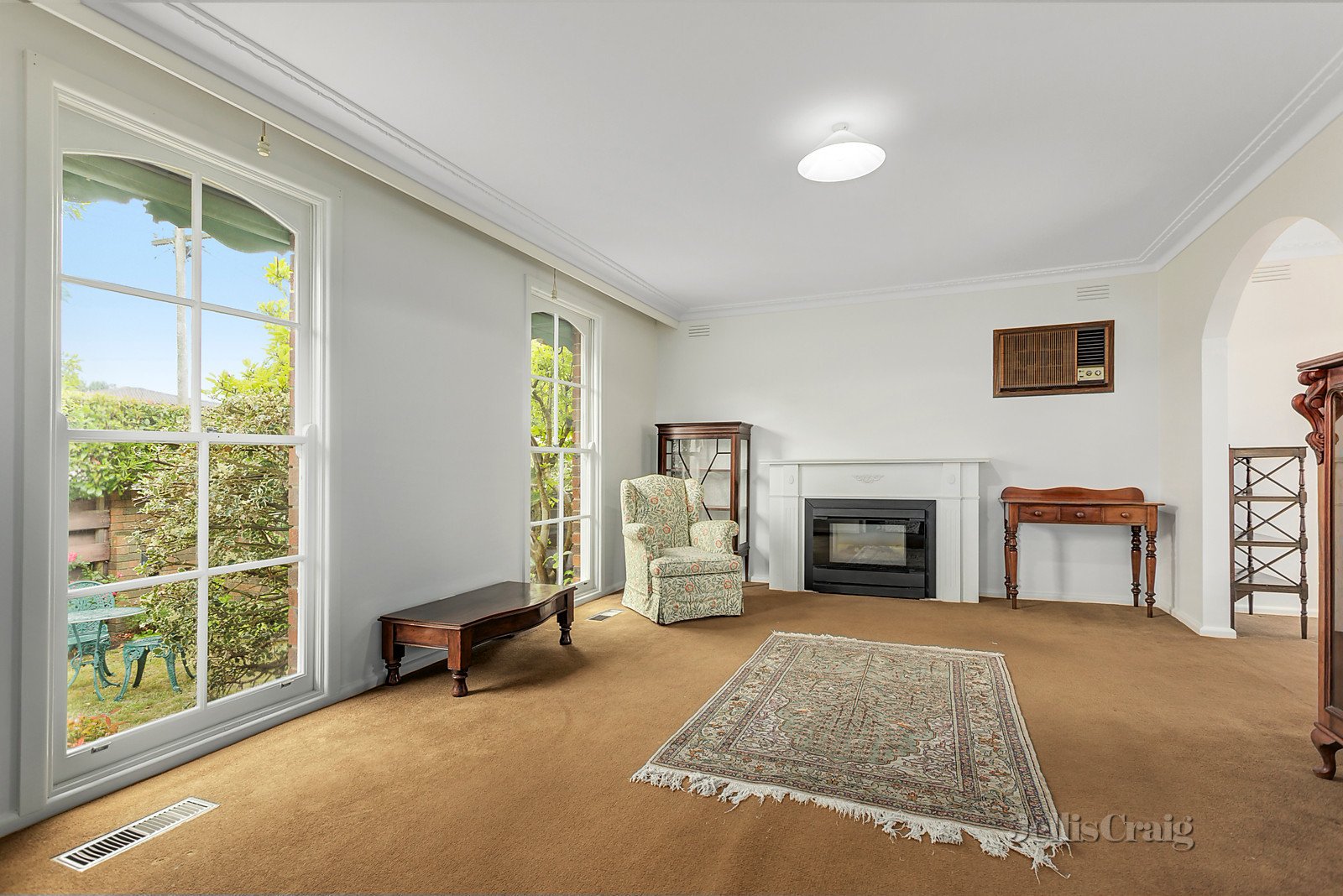 1/10 Westminster Street, Balwyn image 2