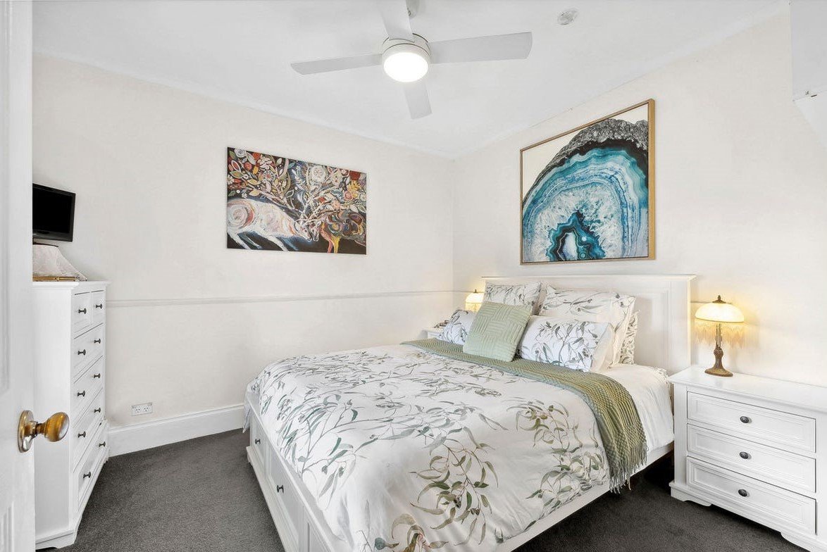 1/10 Westmoreland Street, St Albans Park image 4