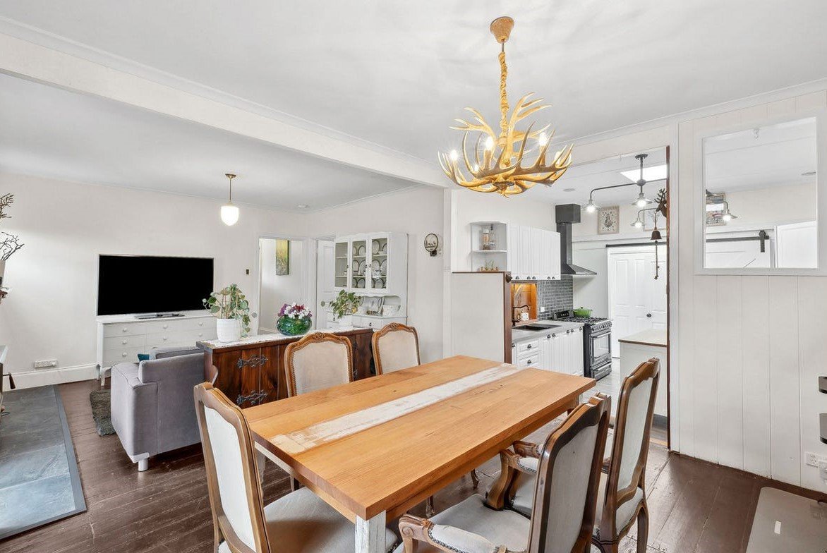 1/10 Westmoreland Street, St Albans Park image 2