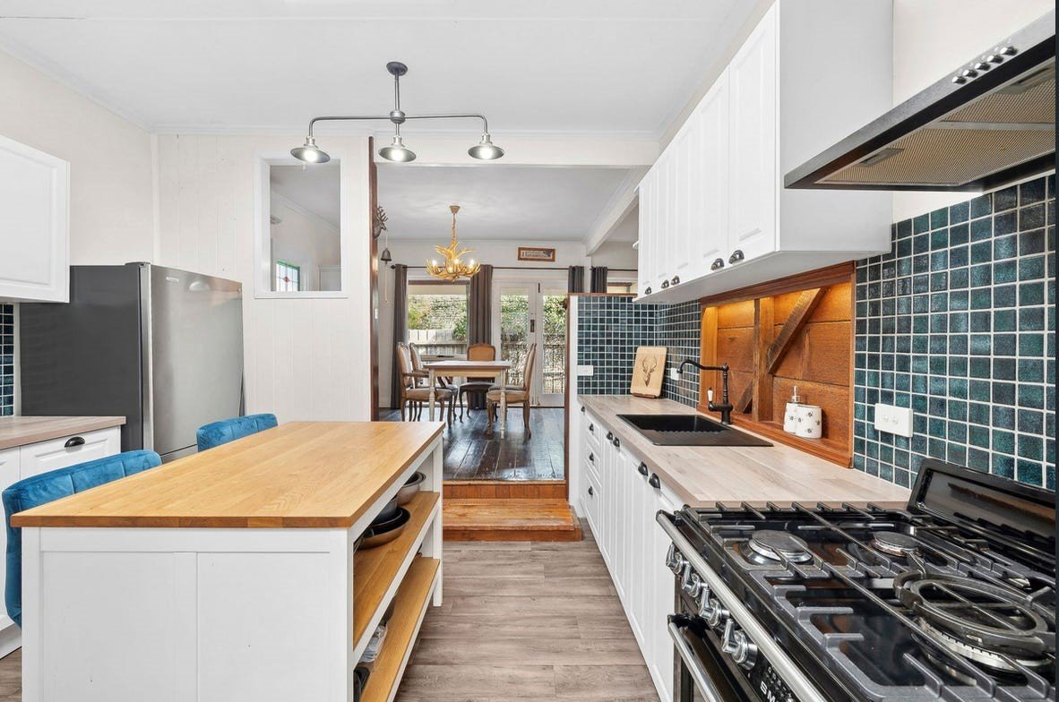 1/10 Westmoreland Street, St Albans Park image 6