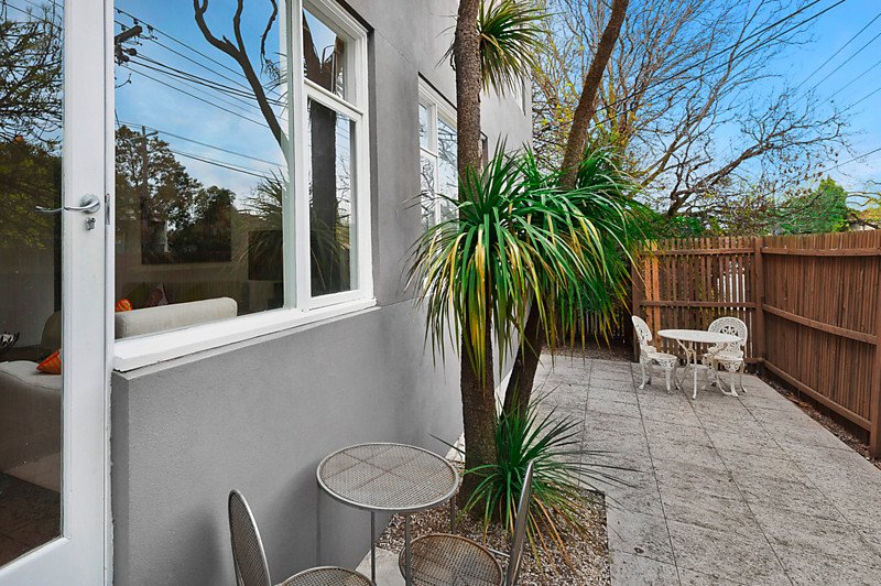 1/10 Williams Road, Prahran image 3