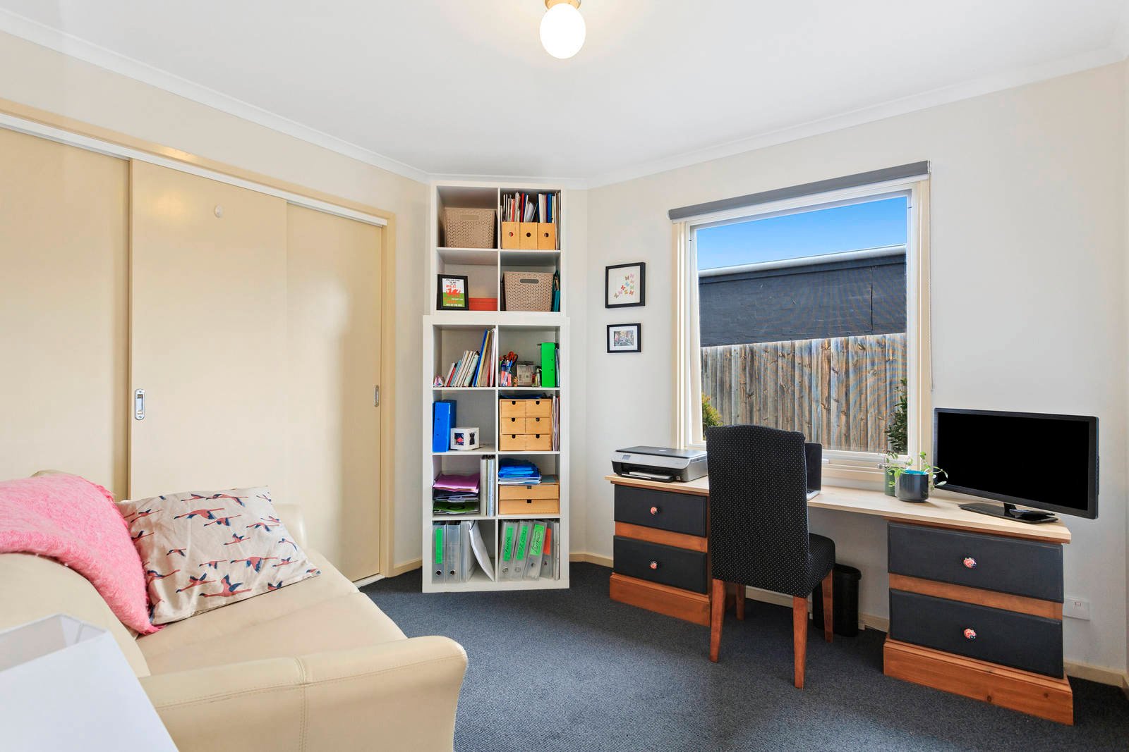 Property Gallery Thumbnail 9