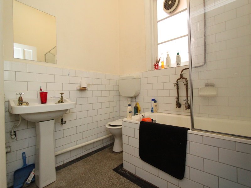 Property Gallery Thumbnail 4